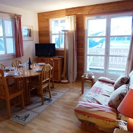 Apartment 24c5 *